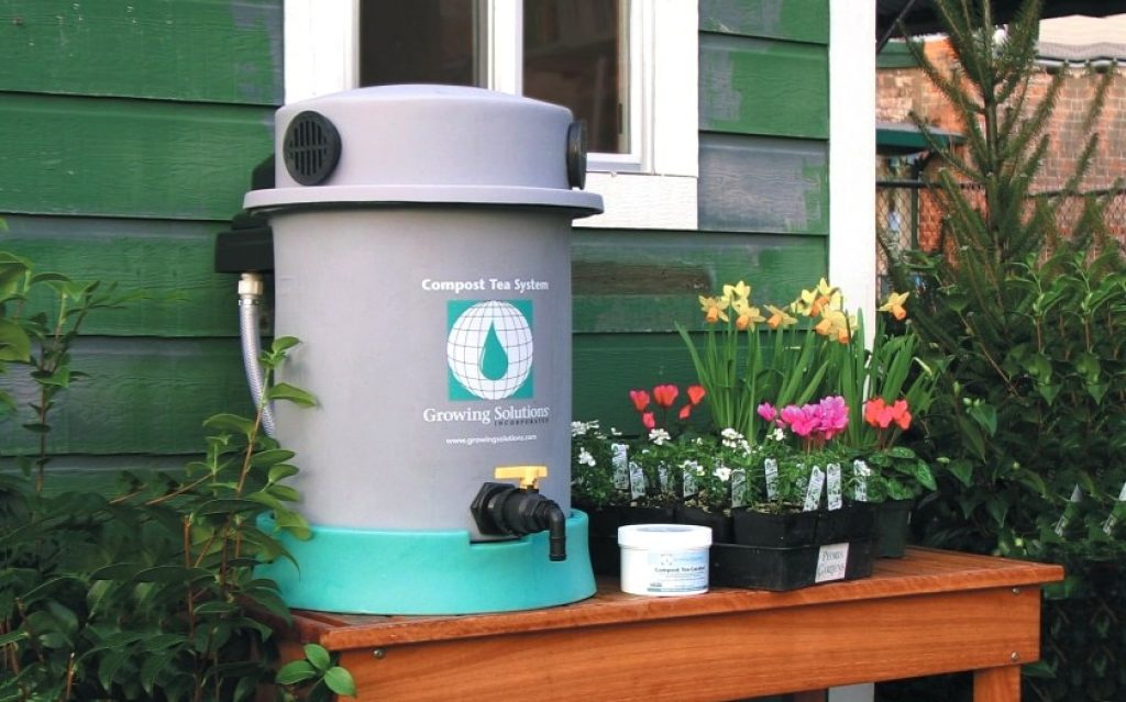 6 Best Compost Tea Brewers - Help Your Garden (Summer 2023)