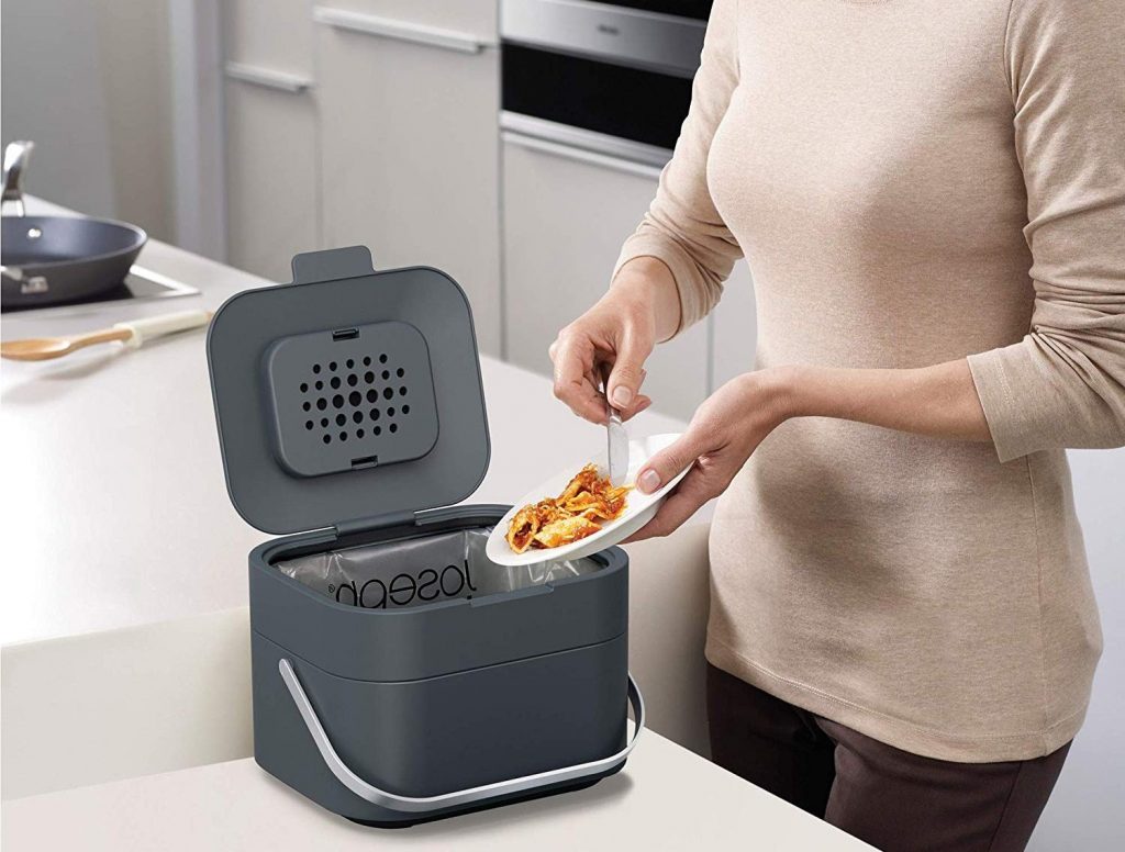 12 Best Kitchen Compost Bins - Make Better Use of Your Food Waste! (Winter 2023)