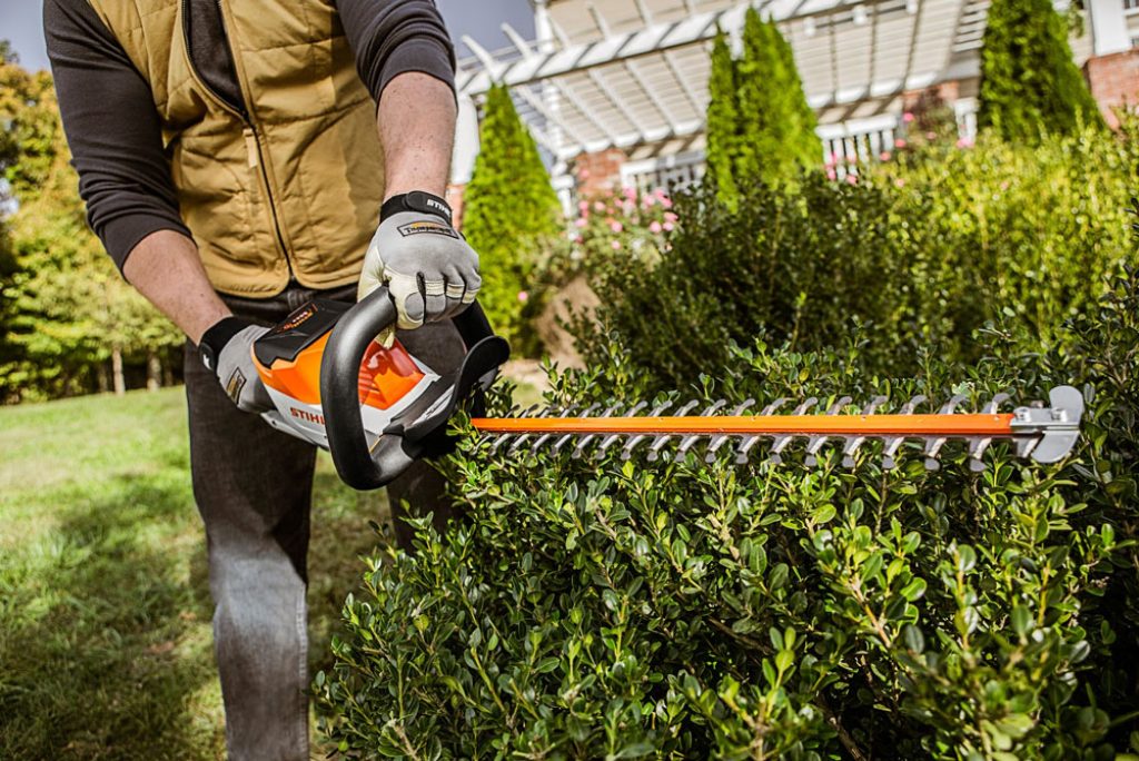 11 Best Gas Hedge Trimmers - More Power For Your Trimming