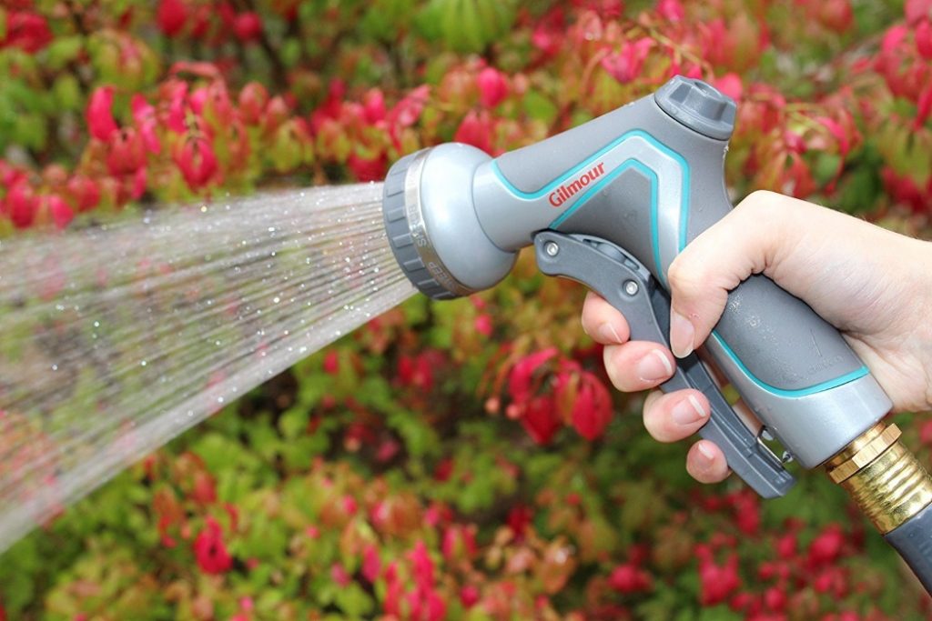 10 Best Hose Nozzles to Control the Water Flow