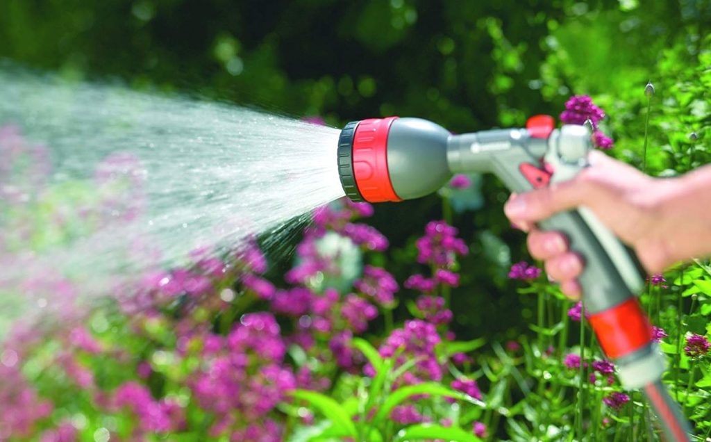 10 Best Lightweight Garden Hoses - Effortless Watering of Your Plants!