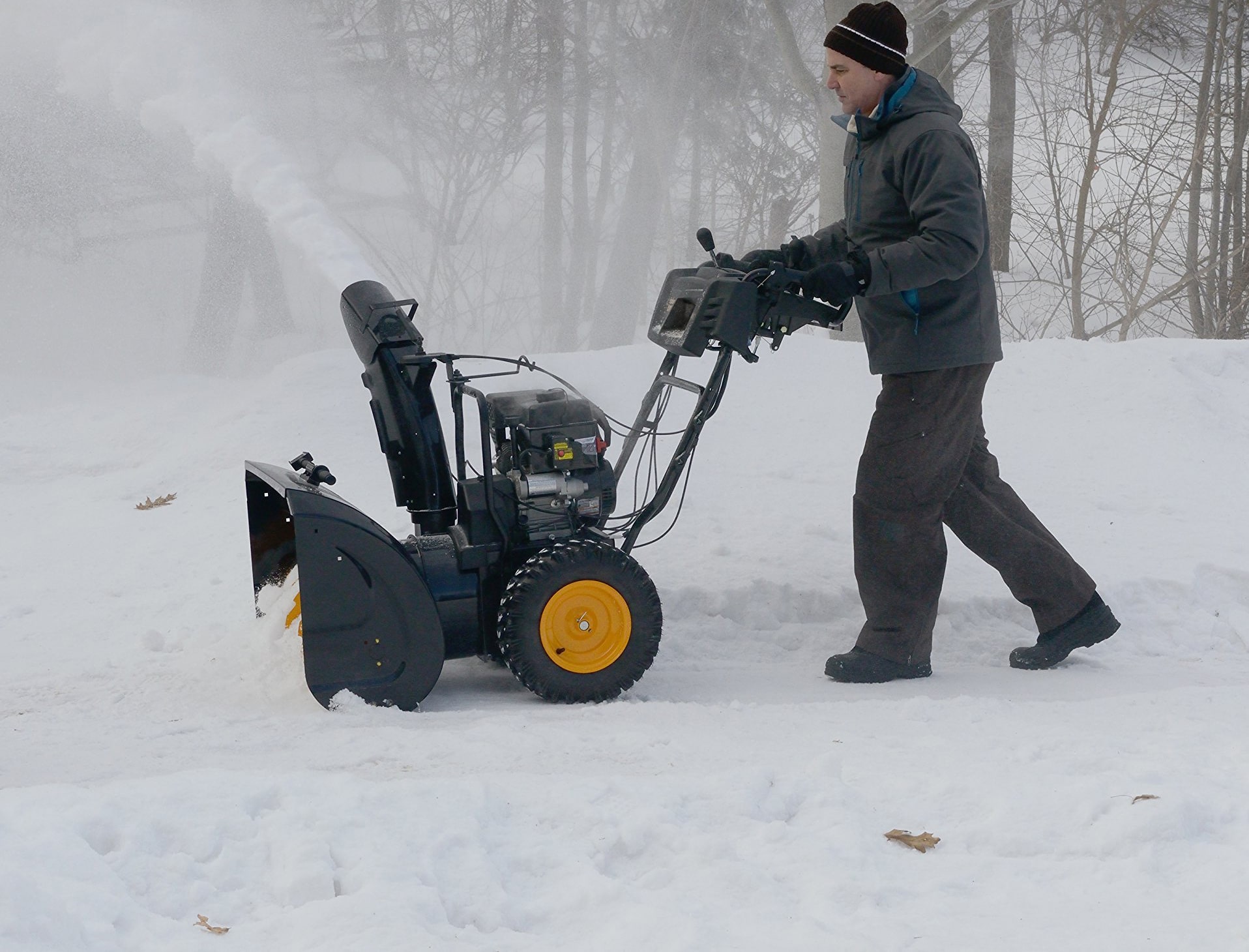 8 Best Two-Stage Snow Blowers to Save You the Shoveling Energy (Summer 2022)