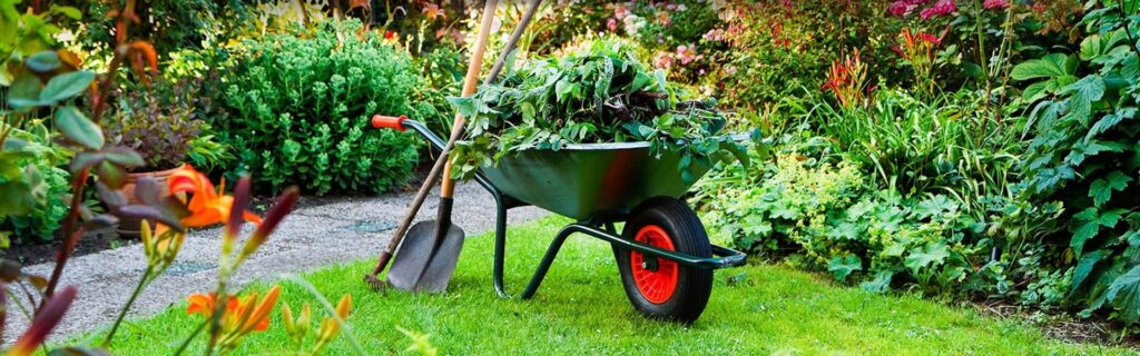5 Best Garden Carts - Easily Managed (2023)
