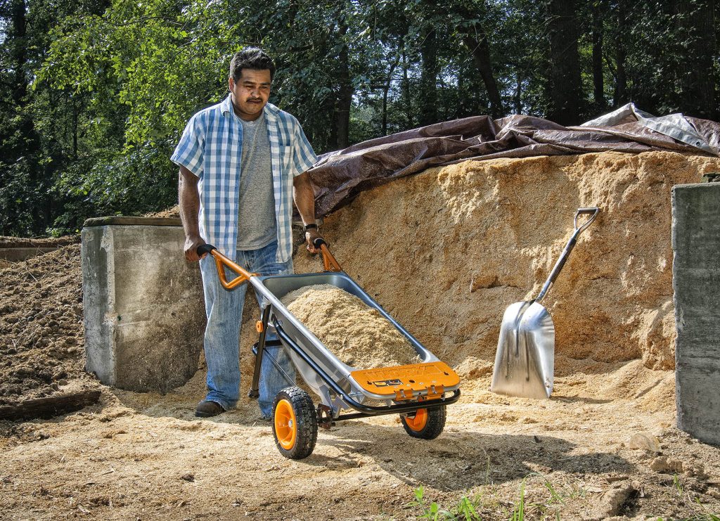 6 Best Wheelbarrows for Concrete to Help with Any Chore!