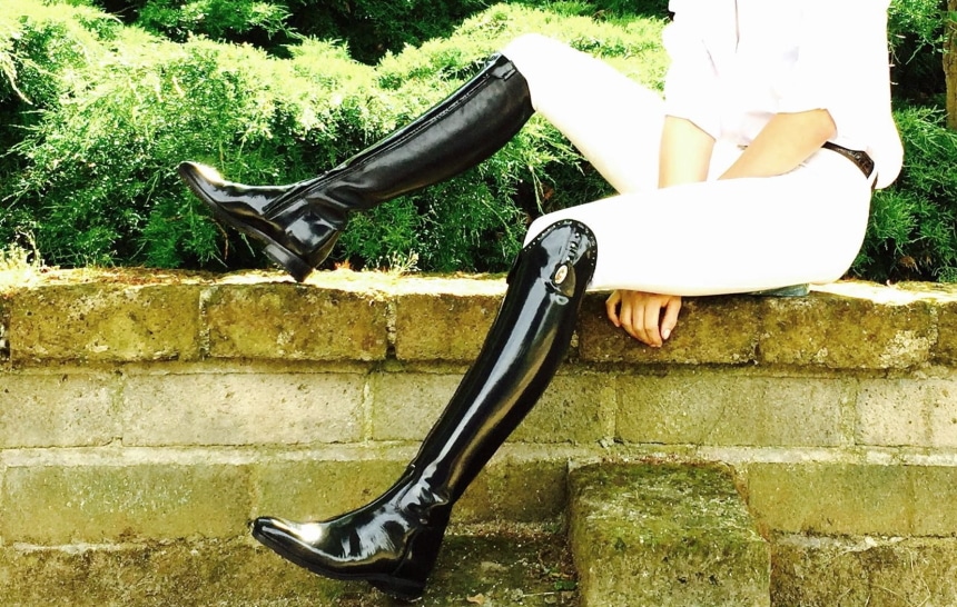 8 Best Dressage Boots – Proper Equipment to Enjoy Horseriding!