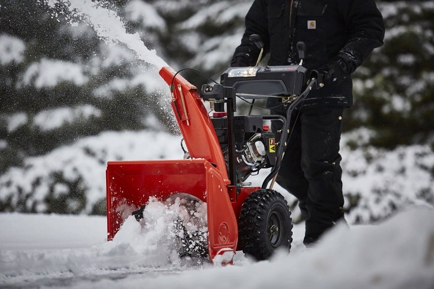 7 Best 24-Inch Snow Blowers - Easy to Use and Maneuver!