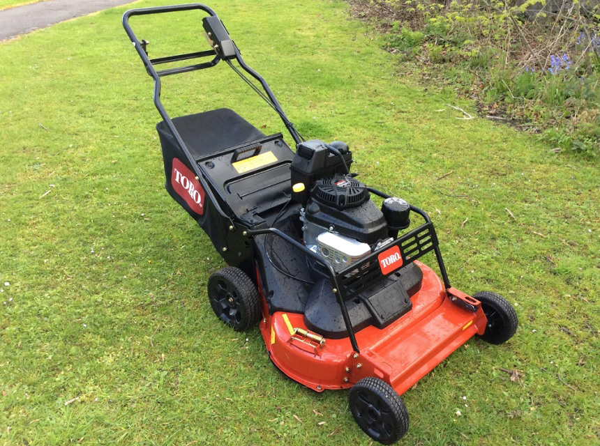 5 Best Toro Lawn Mowers - Best Lawn In The Neighborhood