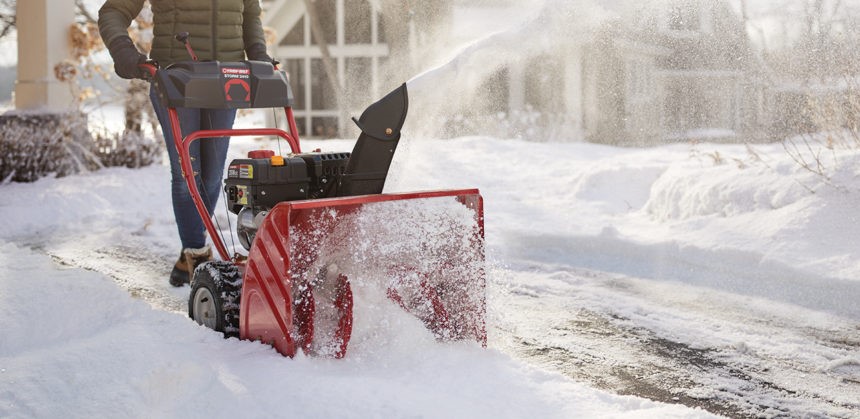 How to Use a Snowblower in Wet Snow