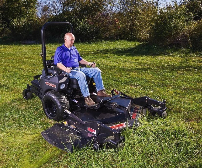 13 Best Riding Lawn Mowers - Get the Best in Both Functionality and Value (2023)