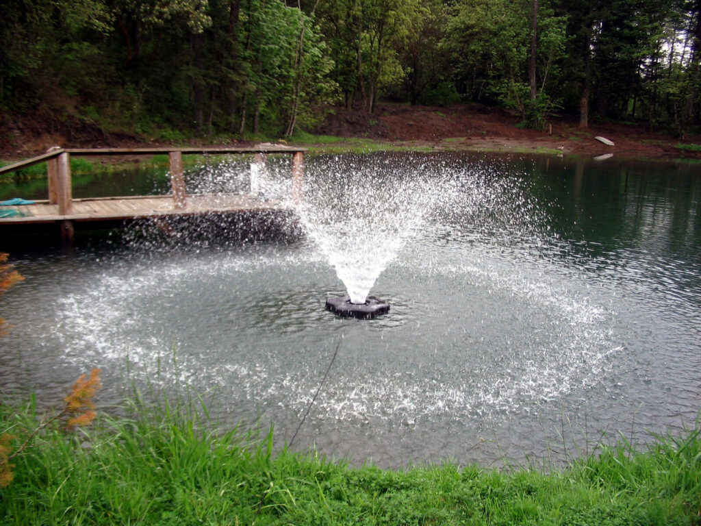 How to Aerate a Pond Without Electricity