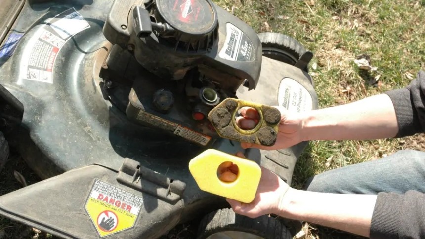 How to Clean a Lawn Mower Paper Air Filter