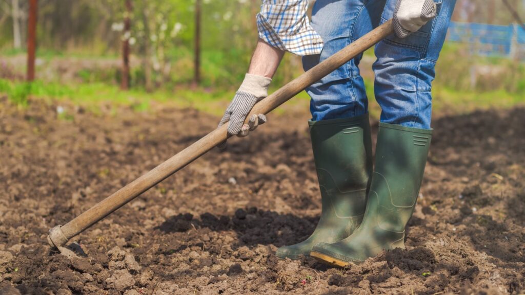 How to Till a Garden Without a Tiller