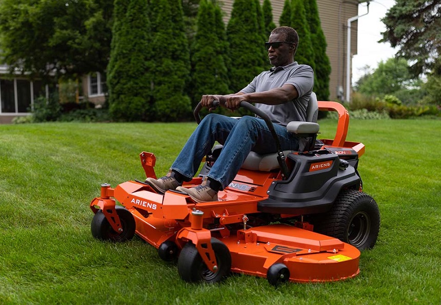 5 Best Zero Turn Mowers - Fast and Effective!