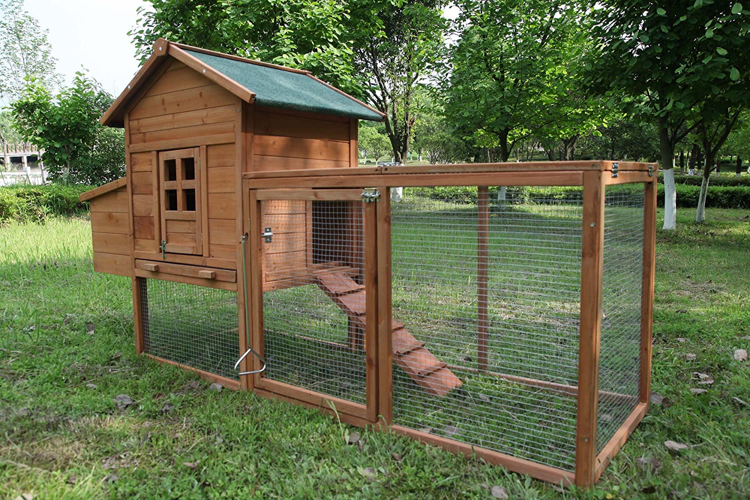 ECOLINEAR Outdoor Chicken Coop