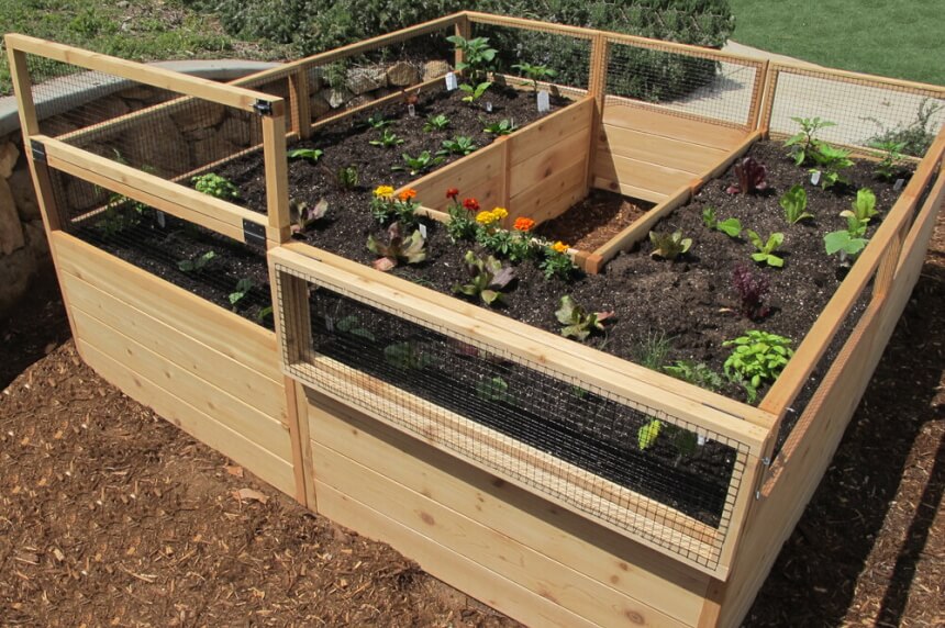 Raised Bed Greenhouses: How and When Should You Use One?