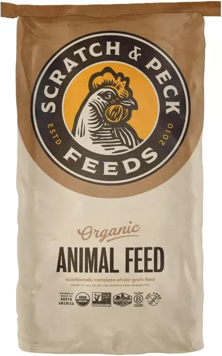 Scratch and Peck Organic Layer Chicken Feed